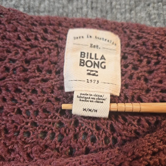 Billabong Burgundy Open Knit Crochet‎ Sweater Lace Up Sleeve Size Medium - Picture 7 of 11